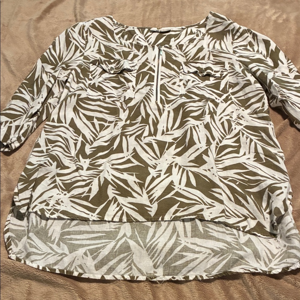 Dana Buchman Olive and White Leaf Pattern Blouse